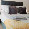 Отель Remarkable 2-bed Apartment in Reading, фото 7