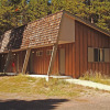 Отель Lake Lodge Cabins - Inside the Park, фото 1