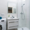 Отель Modern apartment in the city center, фото 5
