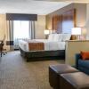 Отель Comfort Suites Terre Haute University Area, фото 42