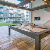 Отель TWO Modern CozySuites on the Town Lake Unit 1032, фото 15