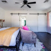 Отель Remodeled 1920s Bungalow & Retro Casita, фото 13