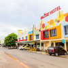 Отель Blitz Hotel Batam Near Sultan Mahmud Ri'ayat Shah Mosque, фото 18