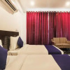 Отель OYO 24269 Silverkey Medanta Sec 38, фото 15