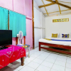 Отель OYO Homes 91154 Desa Wisata Wayang Manyaran Wonogiri, фото 4