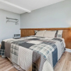 Отель Big Bear Lakefront Lodge, фото 6