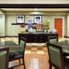 Отель Hampton Inn & Suites Middlebury, фото 16