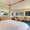Отель Cypress Inn On Miramar Beach, фото 11