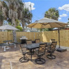 Отель Mangrove Breeze, 3 Bedroom, Fenced Yard, Pets, Walk to Beach, Sleeps 10, фото 11