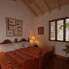 Отель The Carib House 5 Bedrooms And Pool Close To Beach, фото 3