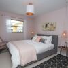 Отель Woodridge - Private & Sanitized, Perfect for Social Distancing & Working From Home. Private Pool, Pe, фото 3
