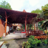 Отель Binakarya Homestay Syariah, фото 1