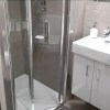 Отель Stunning 2 Bed Ensuites Flat in Victoria - Zone 1, фото 14