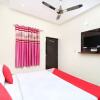 Отель OYO 16975 Hotel Golden View, фото 28