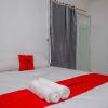 Отель RedDoorz near De La Salle Manado, фото 3
