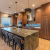 Отель Luxury Service 2 King Suites & Pool Sleeps 4 Daily Hk 2 Bedroom Condo, фото 14