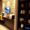 Отель Home Inn Plus (Changzhou Dinosaur Park Wanda Plaza), фото 5