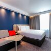 Отель Holiday Inn Express Fleet, an IHG Hotel, фото 4