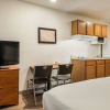 Отель WoodSpring Suites Houston La Porte, фото 13