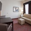 Отель Holiday Inn Express & Suites Bloomington - MPLS Arpt Area W, an IHG Hotel, фото 30