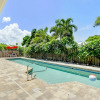 Отель Woodridge - Private & Sanitized, Perfect for Social Distancing & Working From Home. Private Pool, Pe, фото 18