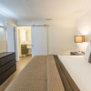 Отель Hibiscus Suites - Gateway to Siesta Key, фото 4