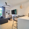 Отель Spacious Trendy Apartment Breathtaking Terrace & Infinity Pool Lounge & Yoga Area, фото 9