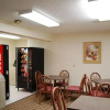 Отель Clinton Inn And Suites, фото 13