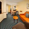 Отель Fairfield Inn & Suites by Marriott Marshall, фото 5