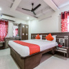 Отель OYO 16930 Madhura Inn, фото 11