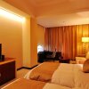Отель Yuexiu Hotel Guangzhou, Curio Collection by Hilton, фото 5