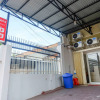 Отель RedDoorz near Mall Ratu Indah 3, фото 10
