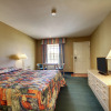 Отель Key West Inn - Childersburg, фото 5