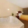 Отель Quality Inn & Suites, фото 16