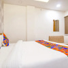 Отель Fabhotel Woodlark Inn, фото 4