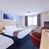 Отель Travelodge Heathrow Heston M4 Westbound в Лондоне