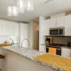 Отель Luxurious High Rise 1BR With Louisville Flair by Cozysuites, фото 19
