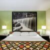 Отель Spark by Hilton Wichita East, фото 4