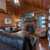 Отель Bear Hug Lodge - Charming Cabin in Coosawattee River Resort - Pet Friendly, фото 18