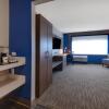 Отель Holiday Inn Express And Suites Brighton, an IHG Hotel, фото 6