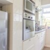 Отель Stylish 2 Bedroom Apartment in Peaceful Richmond в Лондоне