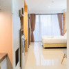 Отель Comfy Studio At Dago Suites Apartment, фото 9