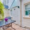 Отель Vivid 2Br Apt W Patio In Pimlico By Victoria St, фото 6