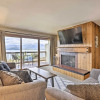 Отель Lakefront Dillon Condo w/ Pool Access: Near Skiing, фото 6