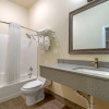 Отель Quality Inn & Suites, фото 10