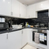 Отель Charming 1-bed Basement Apartment in Lewisham, фото 5
