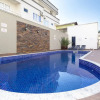 Отель Aluguel Apartamento 2 quartos 1 suite Piscina 399, фото 9