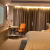 Отель Vienna International Hotel (Changsha window of the world Yuehu park subway station store), фото 2