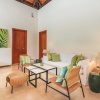 Отель Awesome Bungallow w Pool BBQ in Green Village CC, фото 9