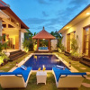 Отель Nicola Villa Seminyak Beachside, фото 15